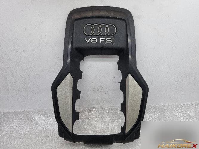 Audi A8 2011 — крышка двигателя 079 103 925 N