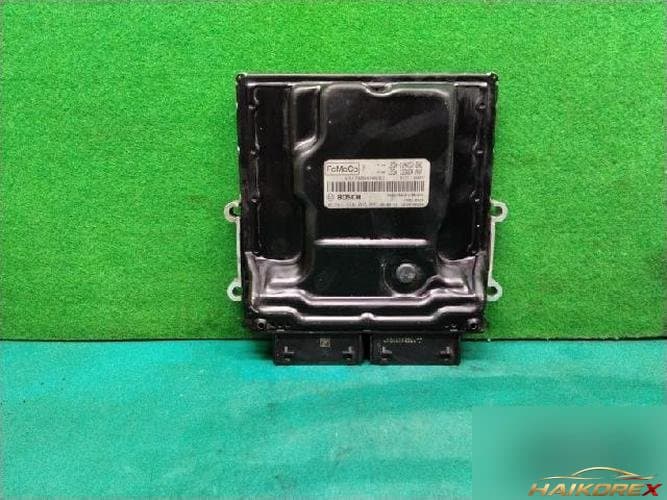 Ford Explorer 2020 — блок управления двигателем ECU LB5A-12A650-BNB