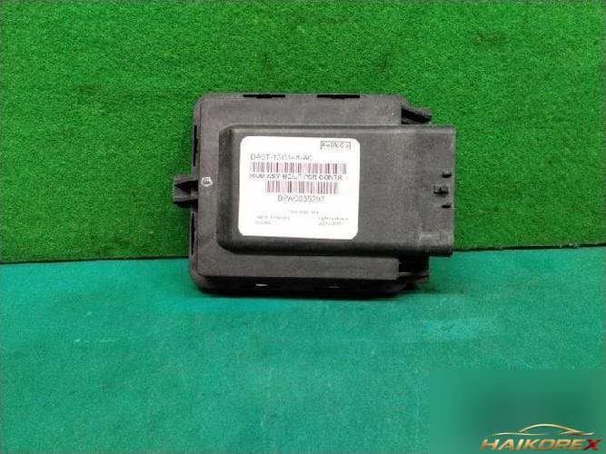 Ford MKS 2014 — модуль фары с корректором уровня DA5T-13C148-AC