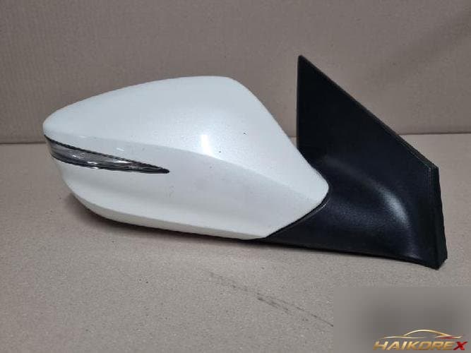Hyundai Sonata 2013 — боковое зеркало правое 876203S220