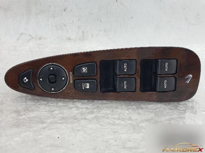 Hyundai Genesis 2008 — блок стеклоподъемников водителя 93570-3M000A4