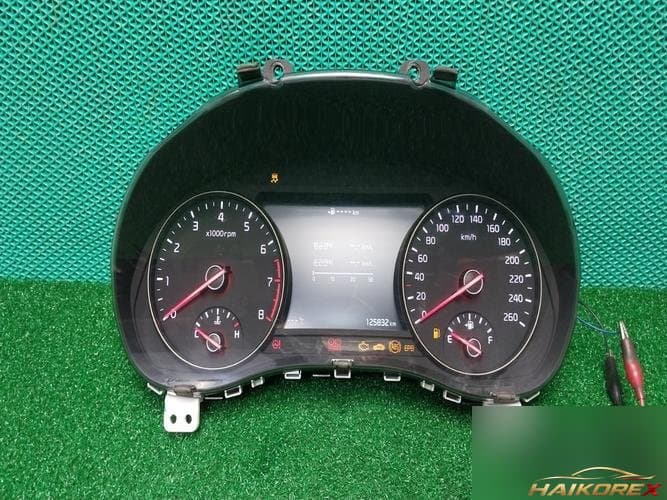 Kia K7 2017 — панель приборов