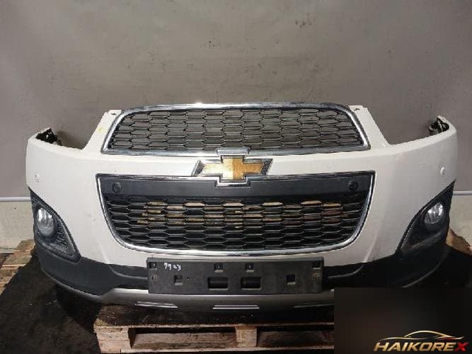 Chevrolet Captiva 2015 — передний бампер