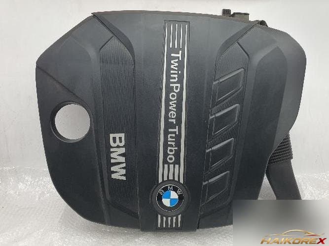 BMW X3 2013 — крышка двигателя