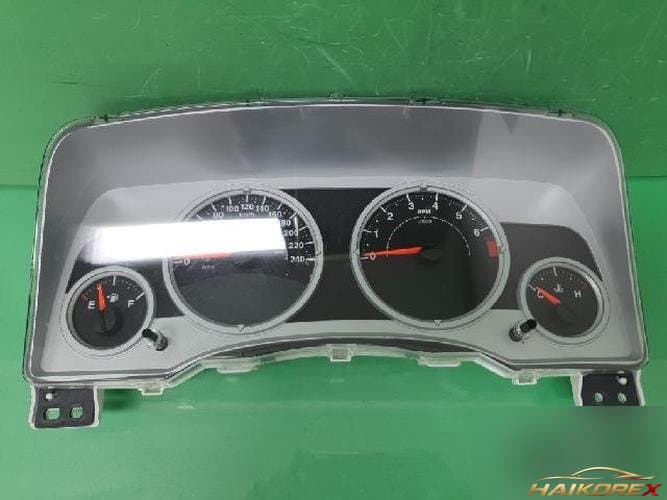 Jeep Compass 2008 — панель приборов 05172344AB