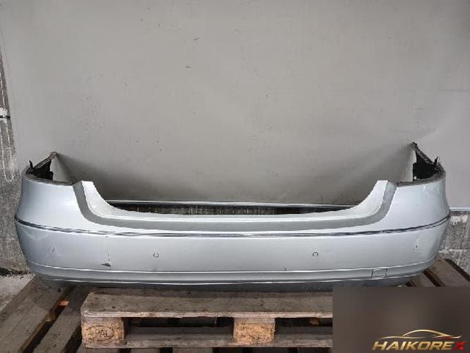 Mercedes-Benz E-Class 2010 — бампер задний