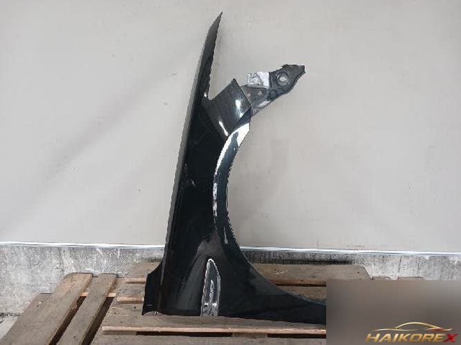 Ford Taurus 2013 — крыло правое