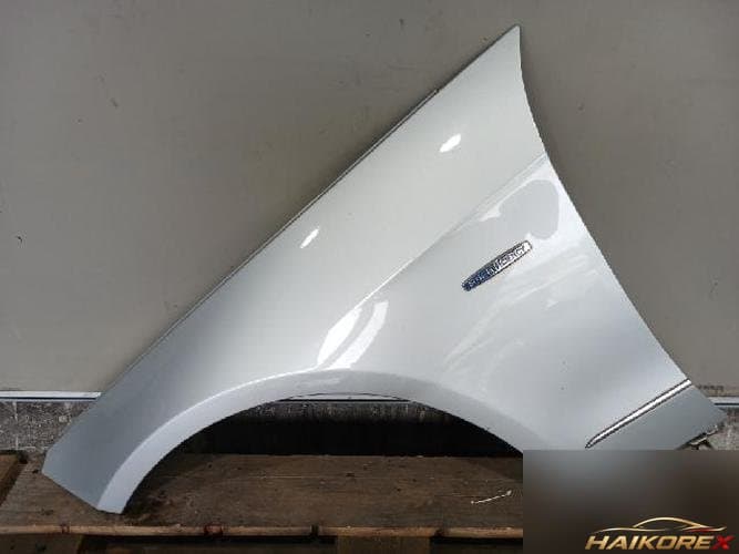 Mercedes-Benz E-Class 2010 — крыло левое