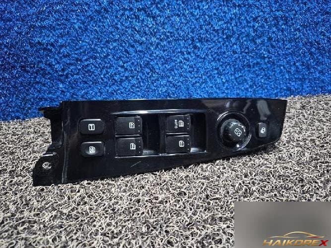 KG Mobility Korando 2015 — переключатель стеклоподъемника