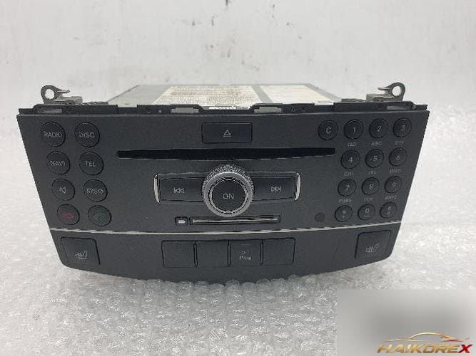 Mercedes-Benz C-класс 2010 — панель управления аудиосистемой A2049061002