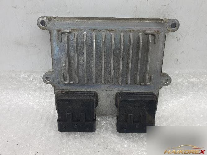 Hyundai Grandeur 2007 — блок управления двигателем ECU 39110-3C300