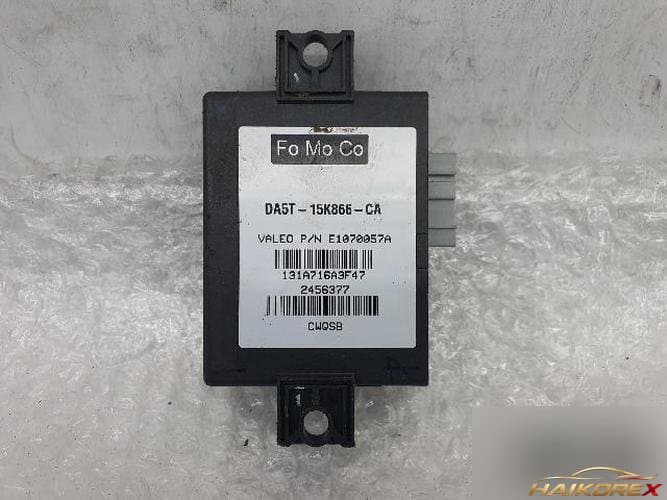 Ford Taurus 2013 — модуль управления BCM DA5T-15K866-CA