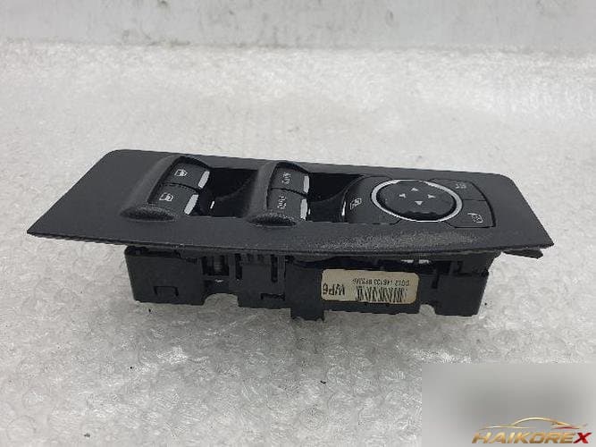 Ford Taurus 2013 — переключатель электростеклоподъемника водительского места DG13 14B133