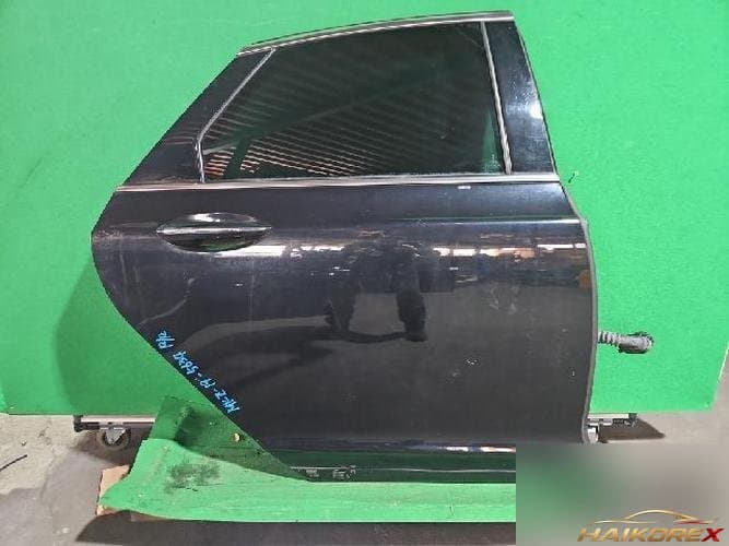 Ford MKZ 2019 — дверь задняя правая