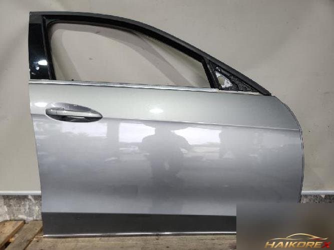 Mercedes-Benz E-Class 2014 — дверь правая передняя