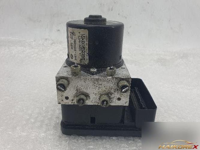 BMW 3 Series 2011 ABS блок 3451-6789300-01