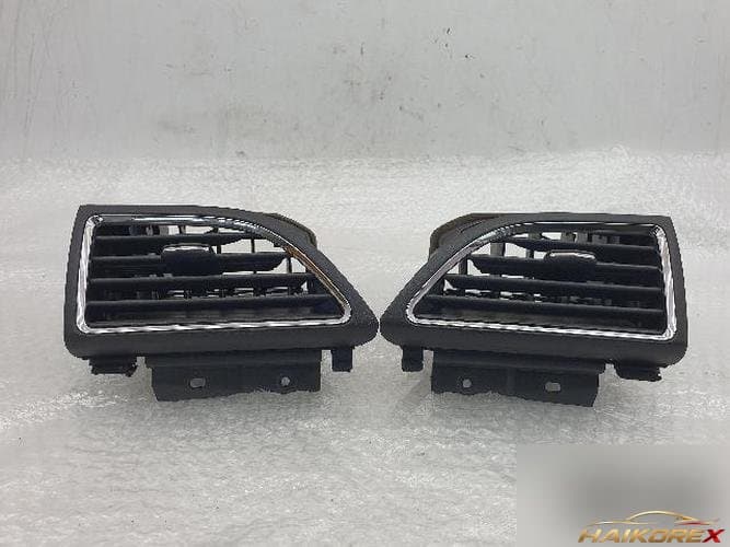 Ford MKX 2011 — боковой воздуховод (левый, правый) 1 комплект BA13-19893-AG35B8