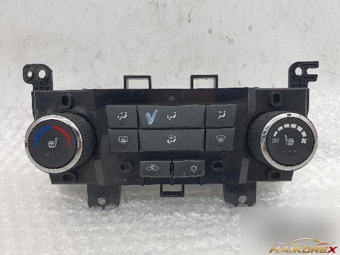Chevrolet Orlando 2015 — блок управления кондиционером 3862088