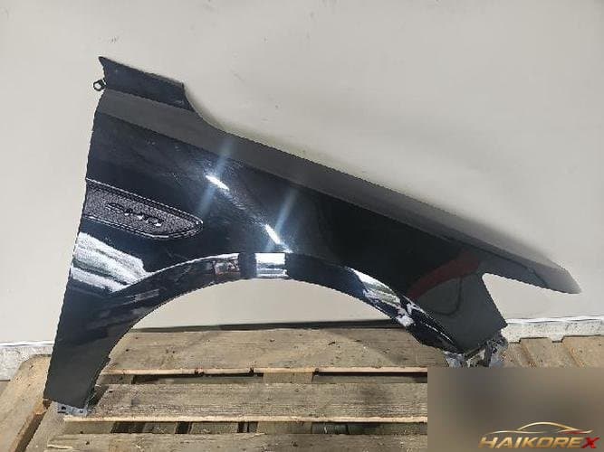 Ford Taurus 2016 — крыло правое