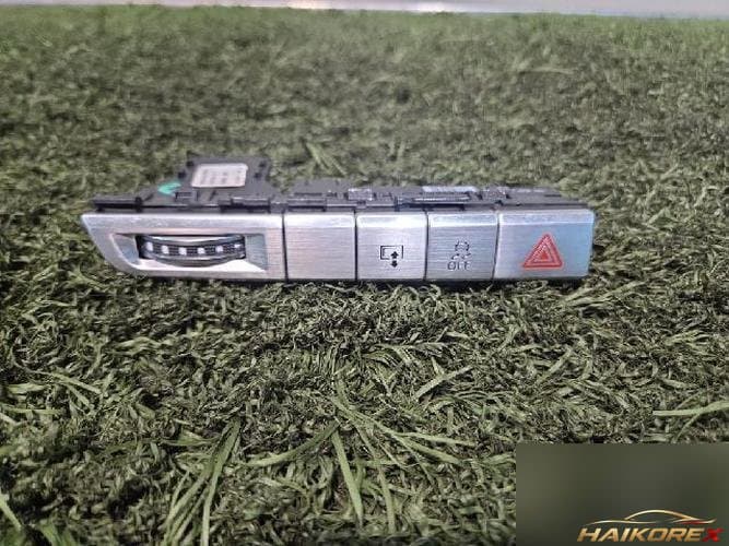 Audi A8 2012 — кнопка аварийной сигнализации 4H0 820 911 B 2