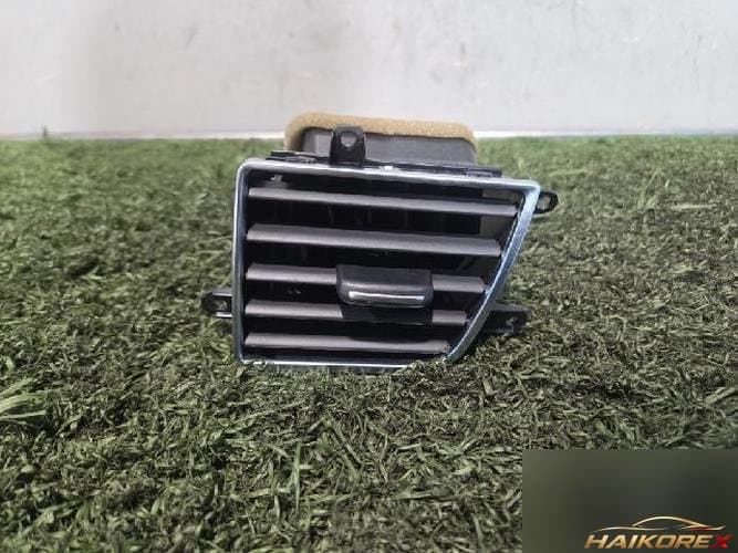 Audi A8 2012 — дефлектор воздуховода 4H1 820 952 A