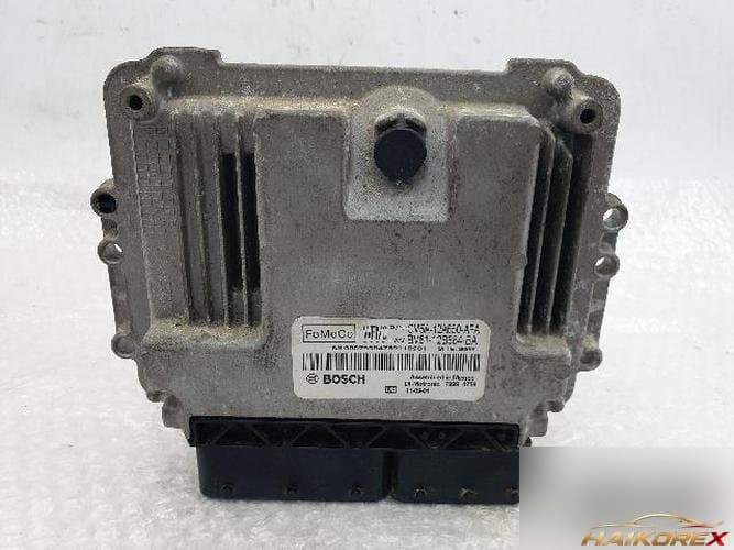 Ford Focus 2012 — блок управления двигателем ECU CM5A-12A650-AFA