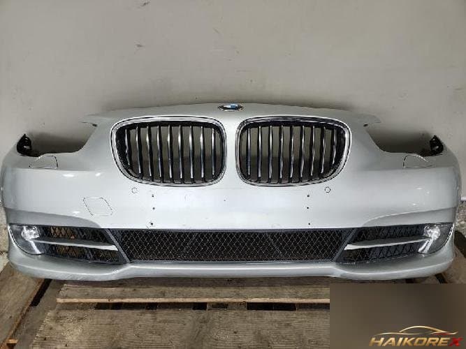 BMW 5 серия 2011 — передний бампер