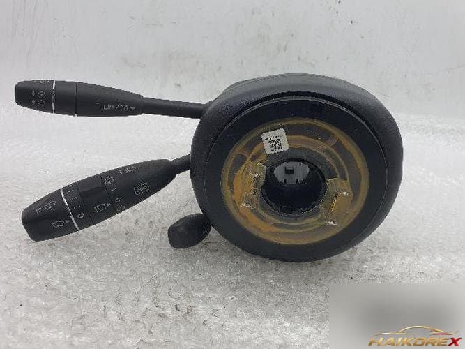 Mercedes-Benz GLK 2010 — часовой пружинный механизм (clockspring) A2044405201 9051