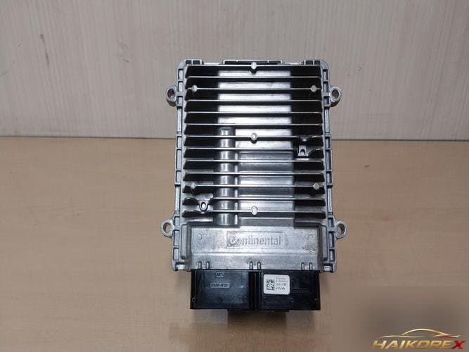 Hyundai Sonata 2015 — блок управления двигателем ECU 391202EYA5