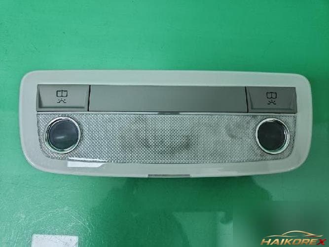 Mercedes-Benz GLK-Class 2011 — салонный светильник 1