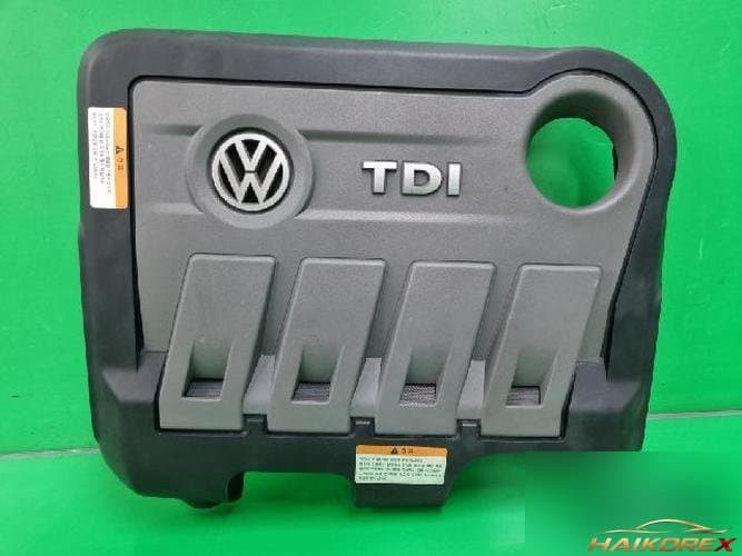 Volkswagen Jetta 2013 — крышка двигателя