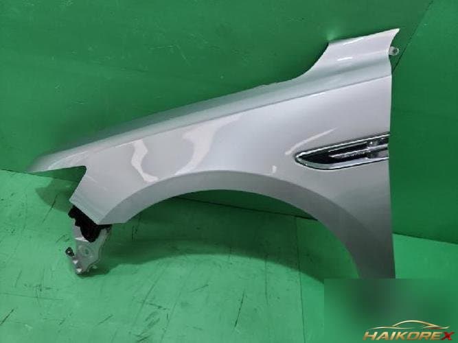 Ford Taurus 2011 — крыло левое