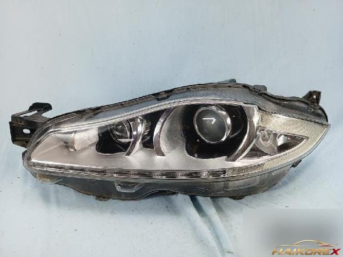 Jaguar XJ 2012 — фара левая