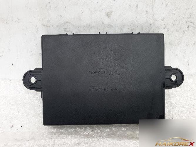Mercedes-Benz S-Class 2006 — модуль управления дверями A2218701386