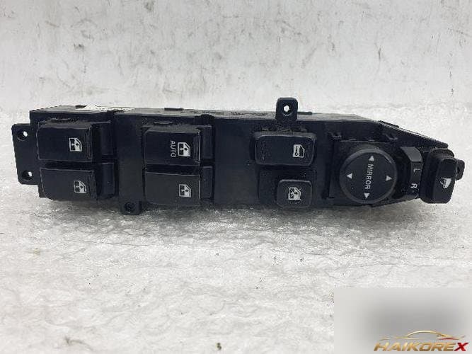 Hyundai Veracruz 2011 — выключатель стеклоподъёмника водителя 93570-3J003WK