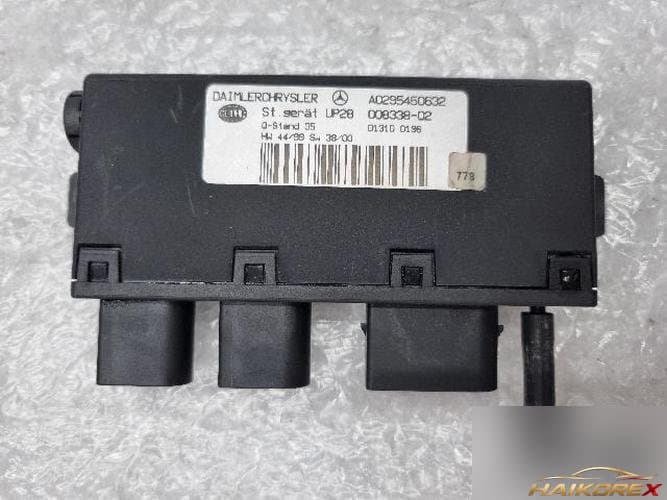 Mercedes-Benz C-Class 2002 — модуль ABS A0295450632