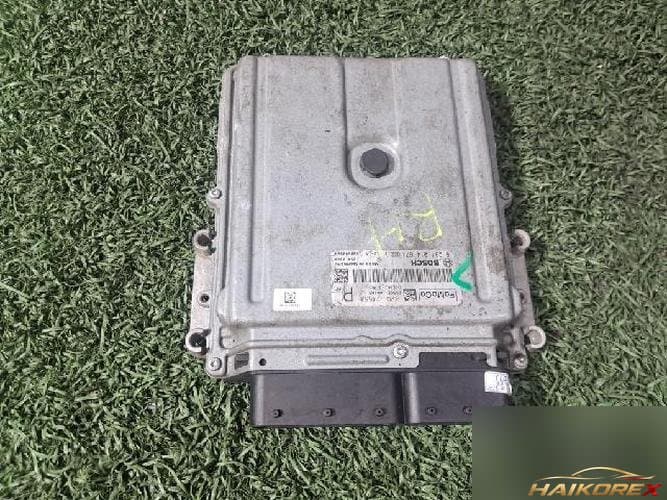 Jaguar XF 2010 — блок управления двигателем ECU PX2Q-12A650-PAF