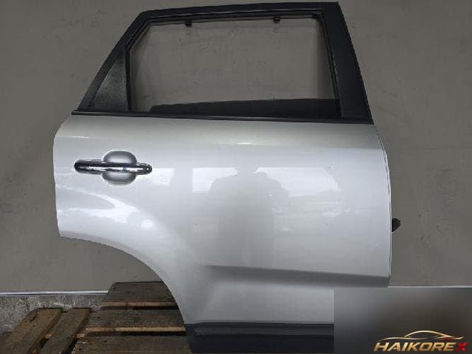 Kia Sorento 2014 — дверь задняя правая
