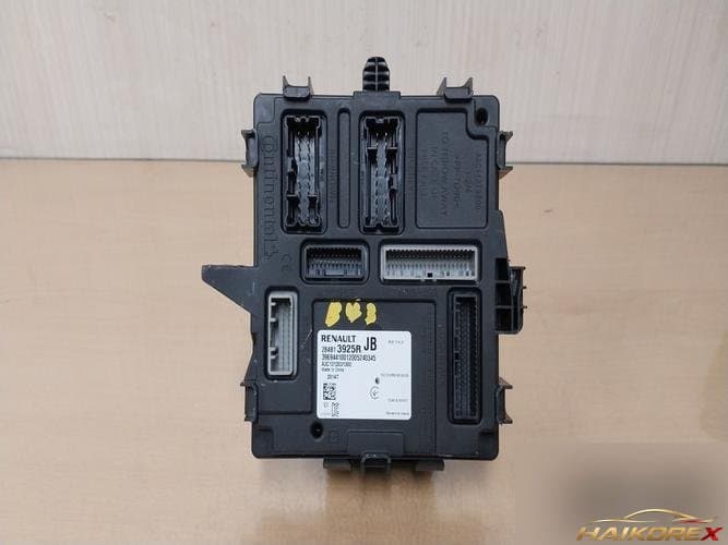 Renault XM3 2020 — модуль ETACS/BCM 284B13925R