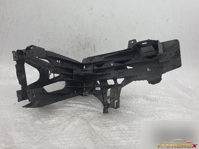 BMW 5 серии 2011 — кронштейн фары левый 51647200777-08