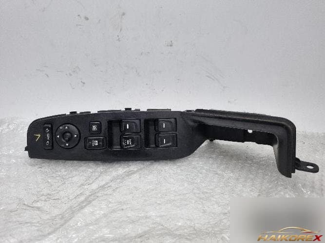 Kia K7 2012 — блок кнопок стеклоподъемников водителя 93570-3R020WK