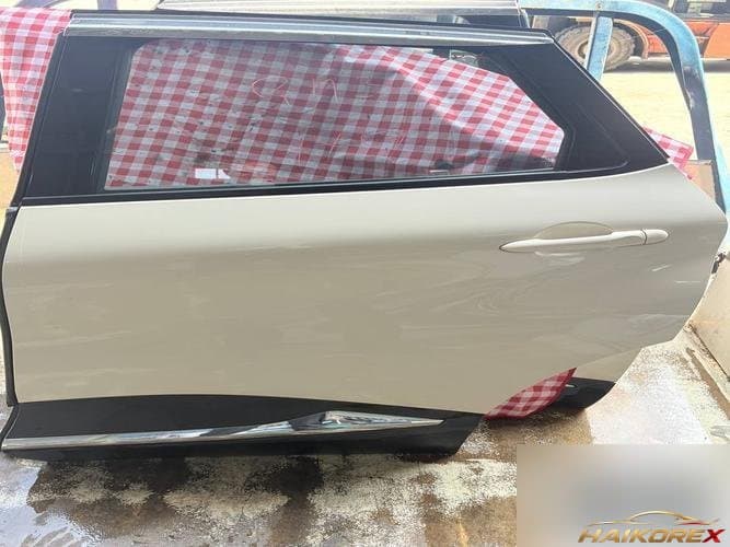 Renault QM3 2014 — передняя дверь правая