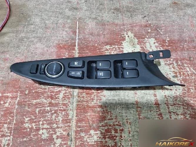 Hyundai Sonata 2013 — переключатель стеклоподъемника M0510-3S010 6