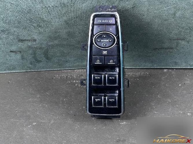Kia K9 2013 — кнопка стеклоподъемника 93570-3T501
