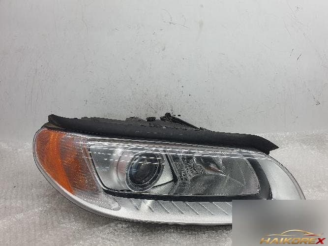 Volvo S80 2009 — фара правая (HID)