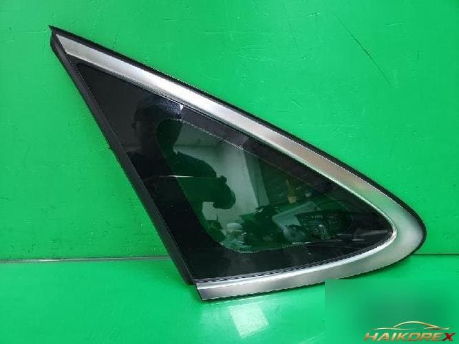 Hyundai Sonata 2025 — стекло 2