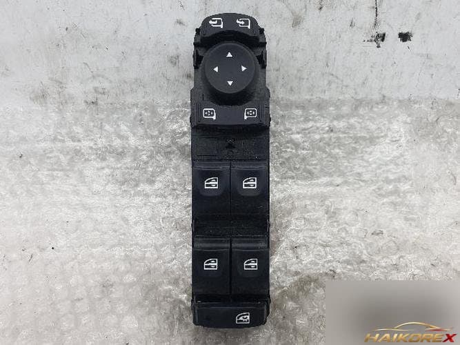 Renault SM5 2014 — переключатель стеклоподъёмника водителя 80961 1518R 4