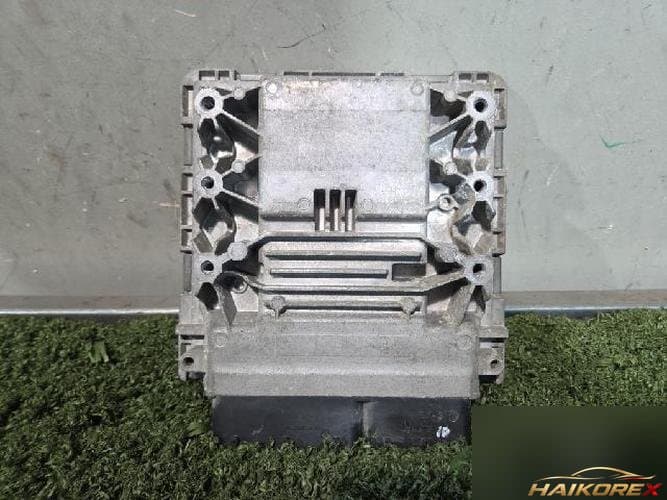 Porsche Panamera 2011 — блок управления двигателем ECU 970 618 602 01