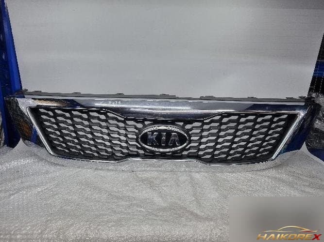 Kia Carnival 2012 — решетка радиатора 86353-4D900
