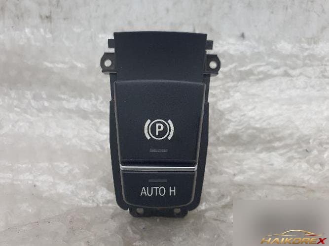 BMW 5-series 2014 — кнопка/переключатель EPB 9355232-01
